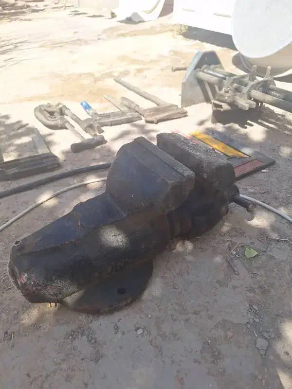 گیره رومیزی آهنگری ۱۵۰ فولادی|ابزارآلات|بوئین زهرا, |دیوار