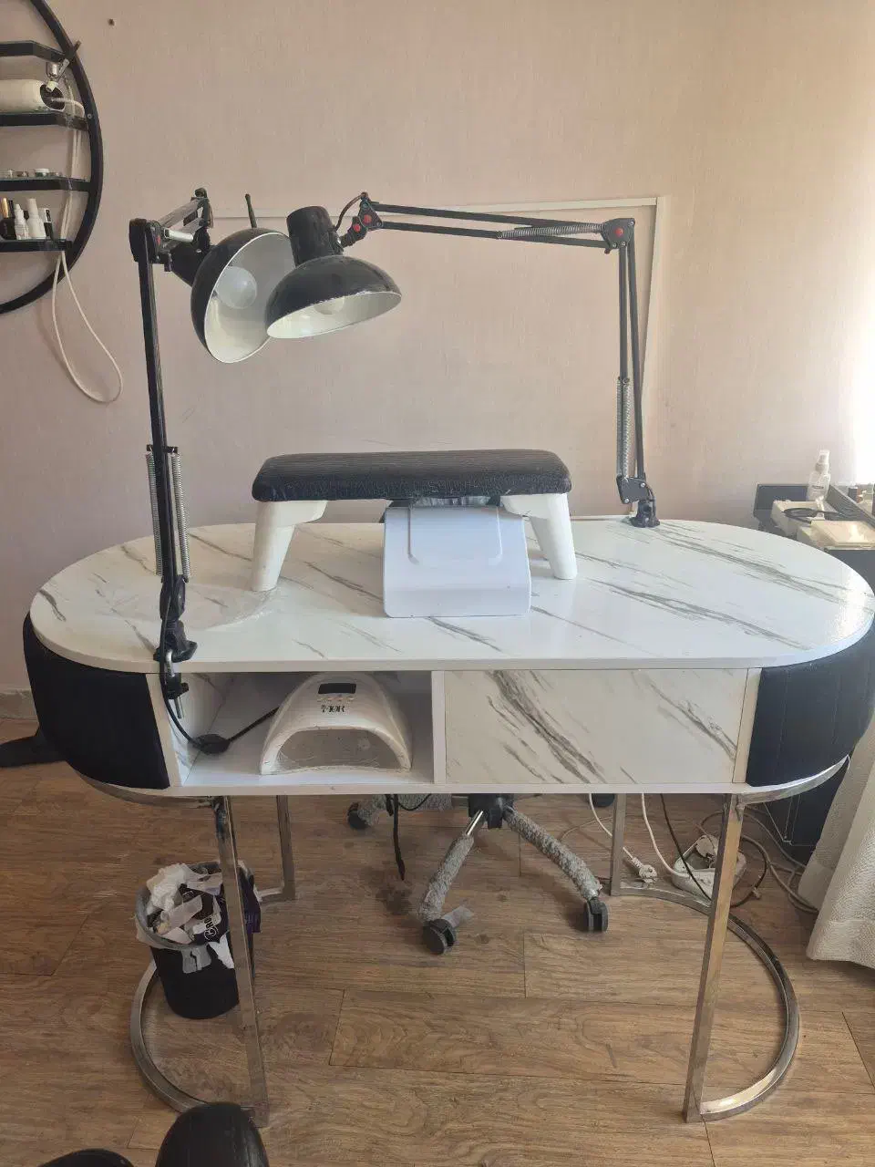 فروش تجهیزات سالن زیبایی|آرایشگاه و سالن‌های زیبایی|مشهد, کوثر|دیوار