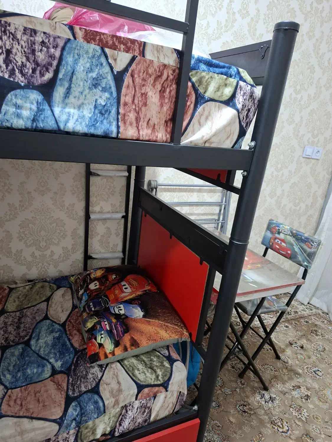 تخت دو طبقه|تخت و سرویس خواب|پاکدشت, پاکدشت (مامازند)|دیوار