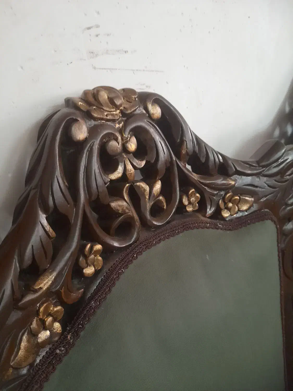 صندلی|صندلی و نیمکت|سیاهکل, |دیوار