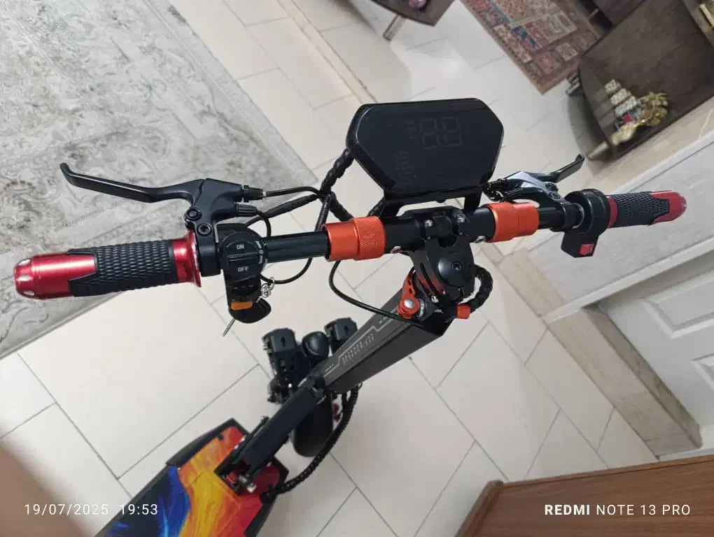 اسکوتر برقی قیمت ۳۳ میلیون تومان استهبان درحد صفر|دوچرخه، اسکیت، اسکوتر|استهبان, |دیوار