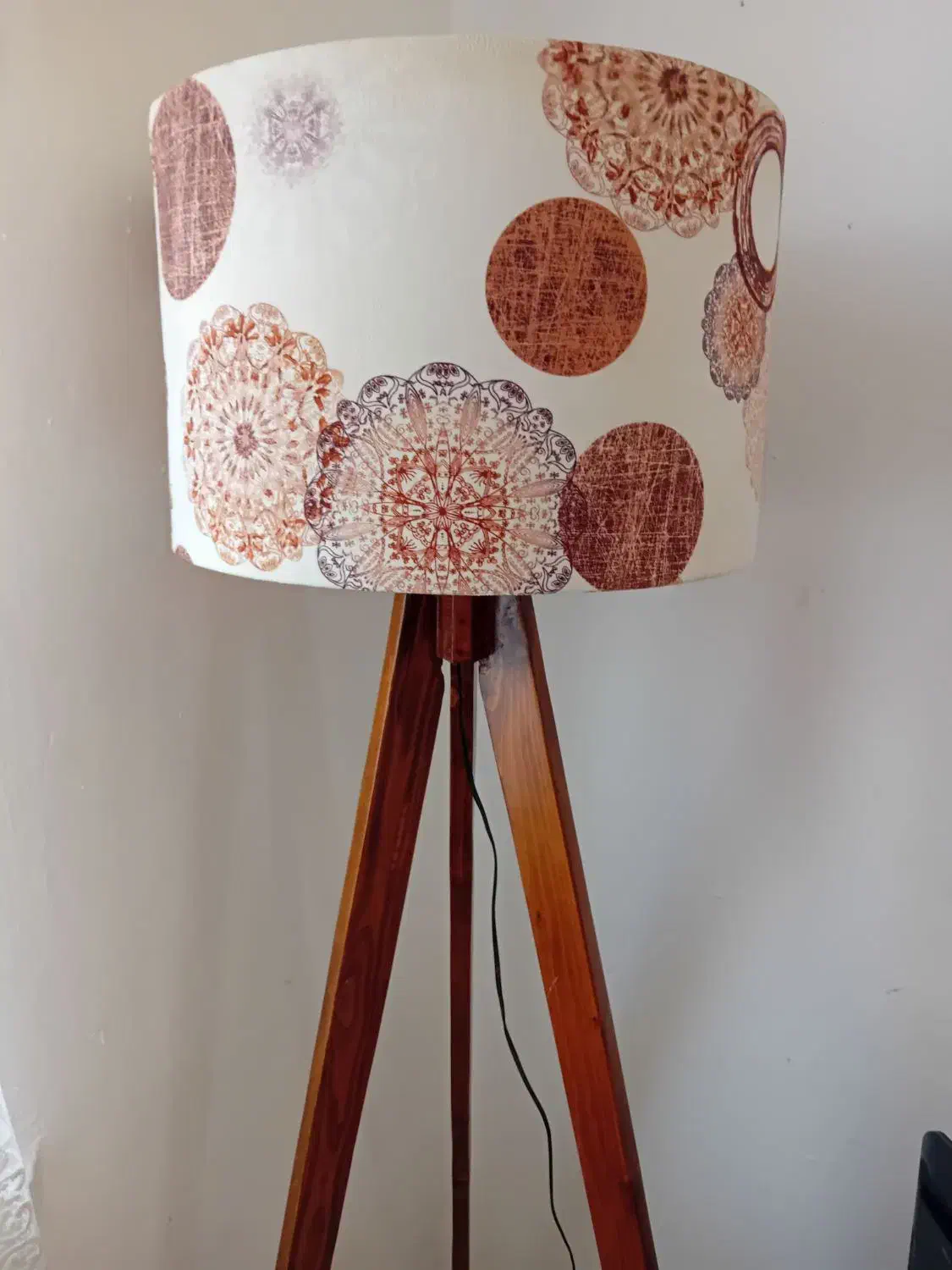 آباژور ایستاده|چراغ خواب و آباژور|لنگرود, |دیوار