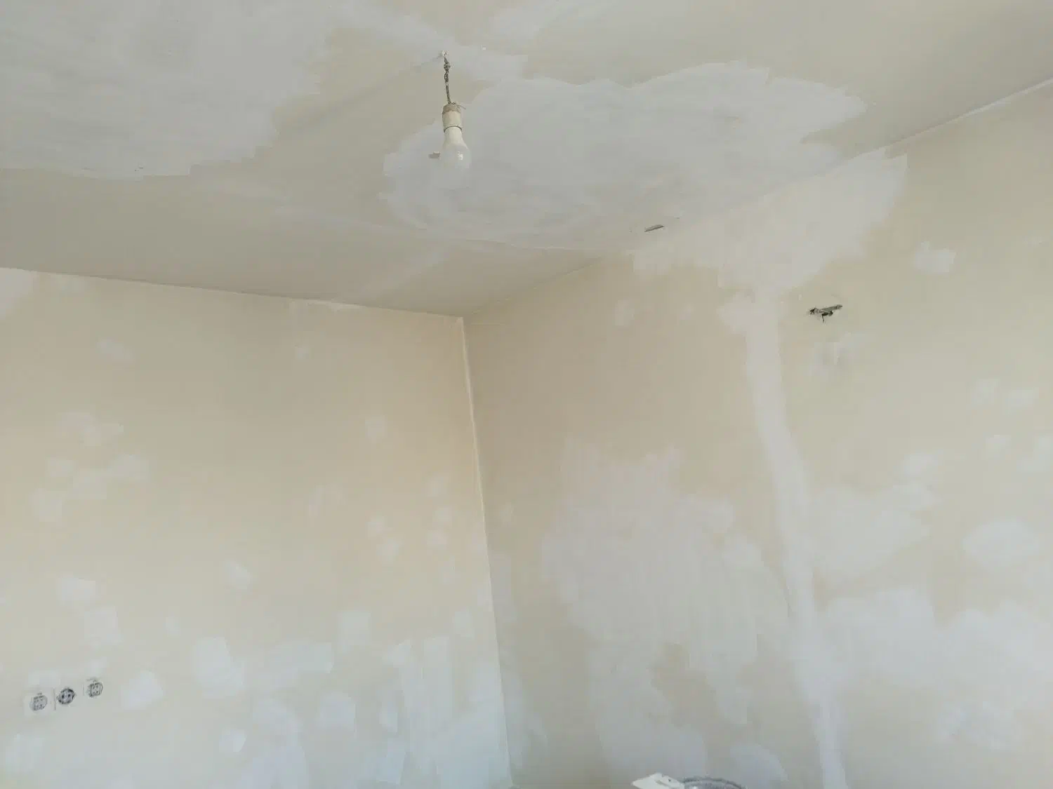 نقاشی ساختمان|خدمات پیشه و مهارت|کاشان, مفتح|دیوار