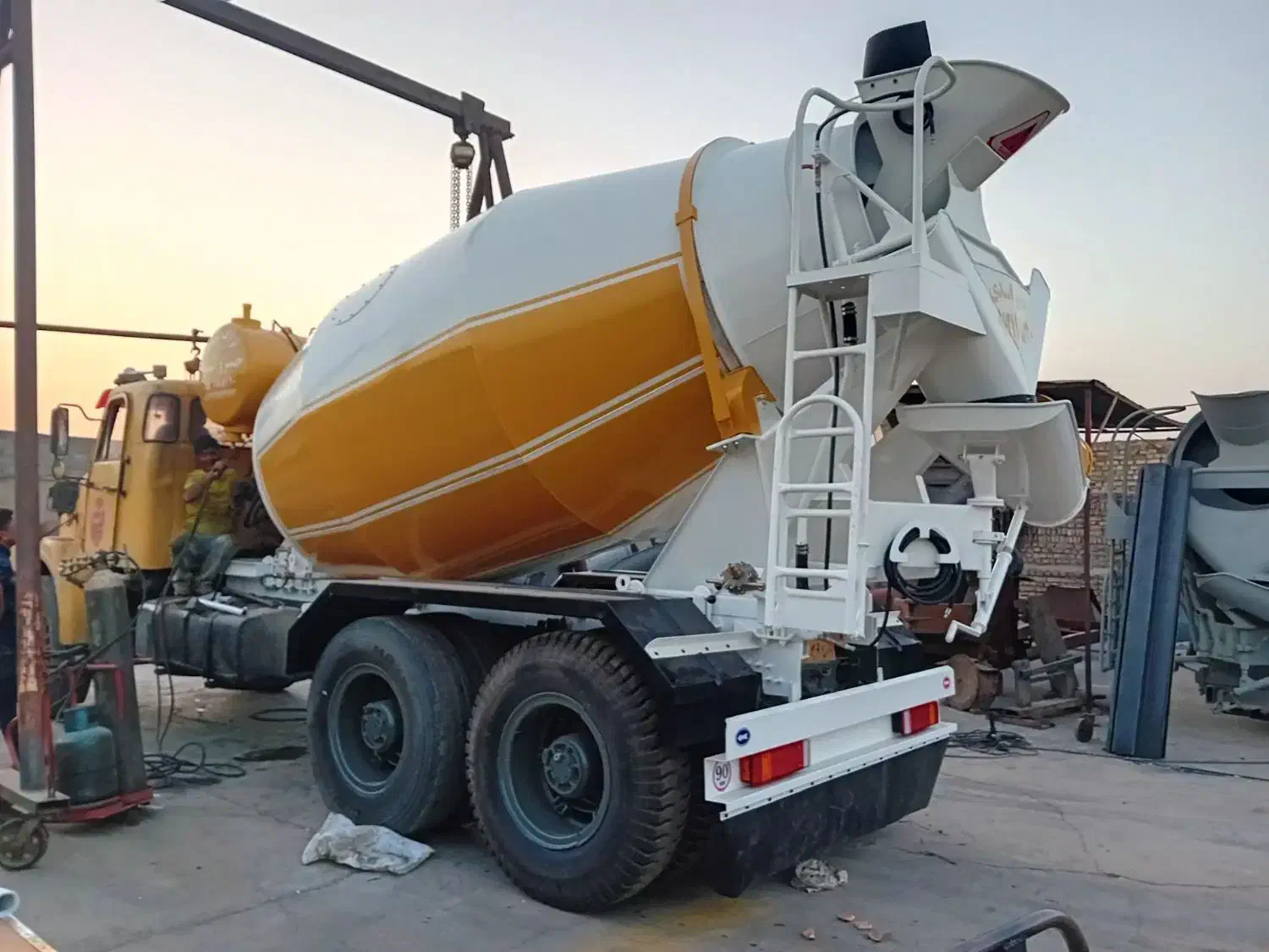 تراک میکسر حمل بتن|خودرو سنگین|بهارستان, |دیوار