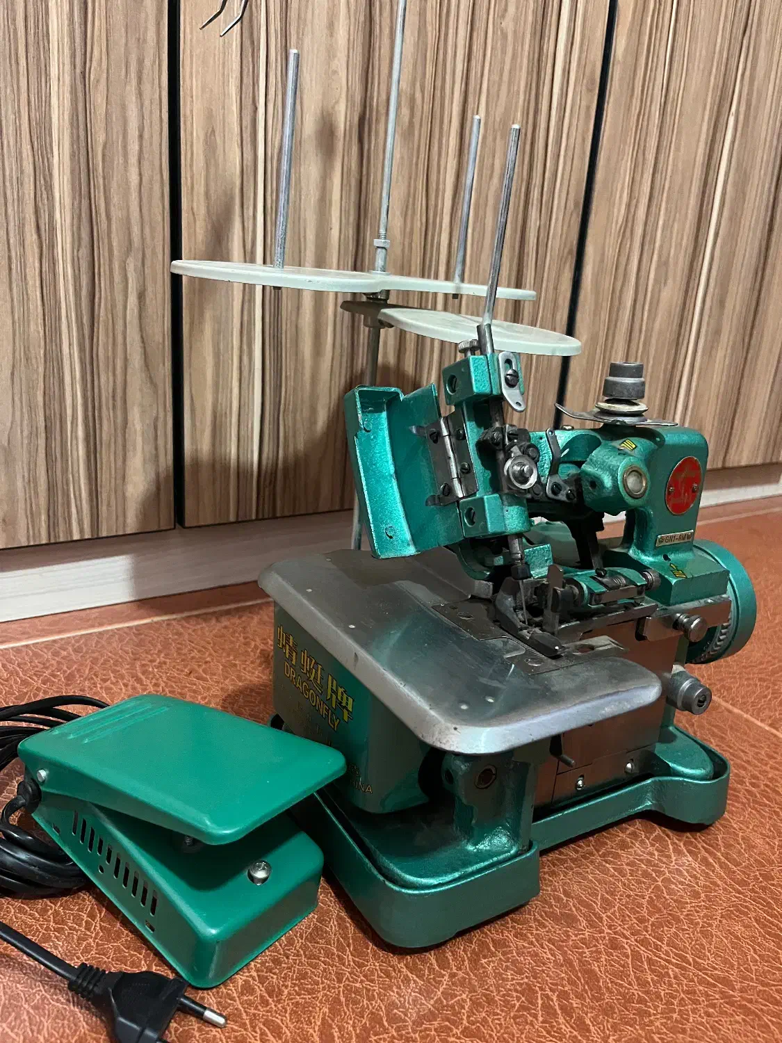 سردوز سه نخ دراگون سنجاقک|چرخ خیاطی و ریسندگی|رشت, حافظ آباد|دیوار