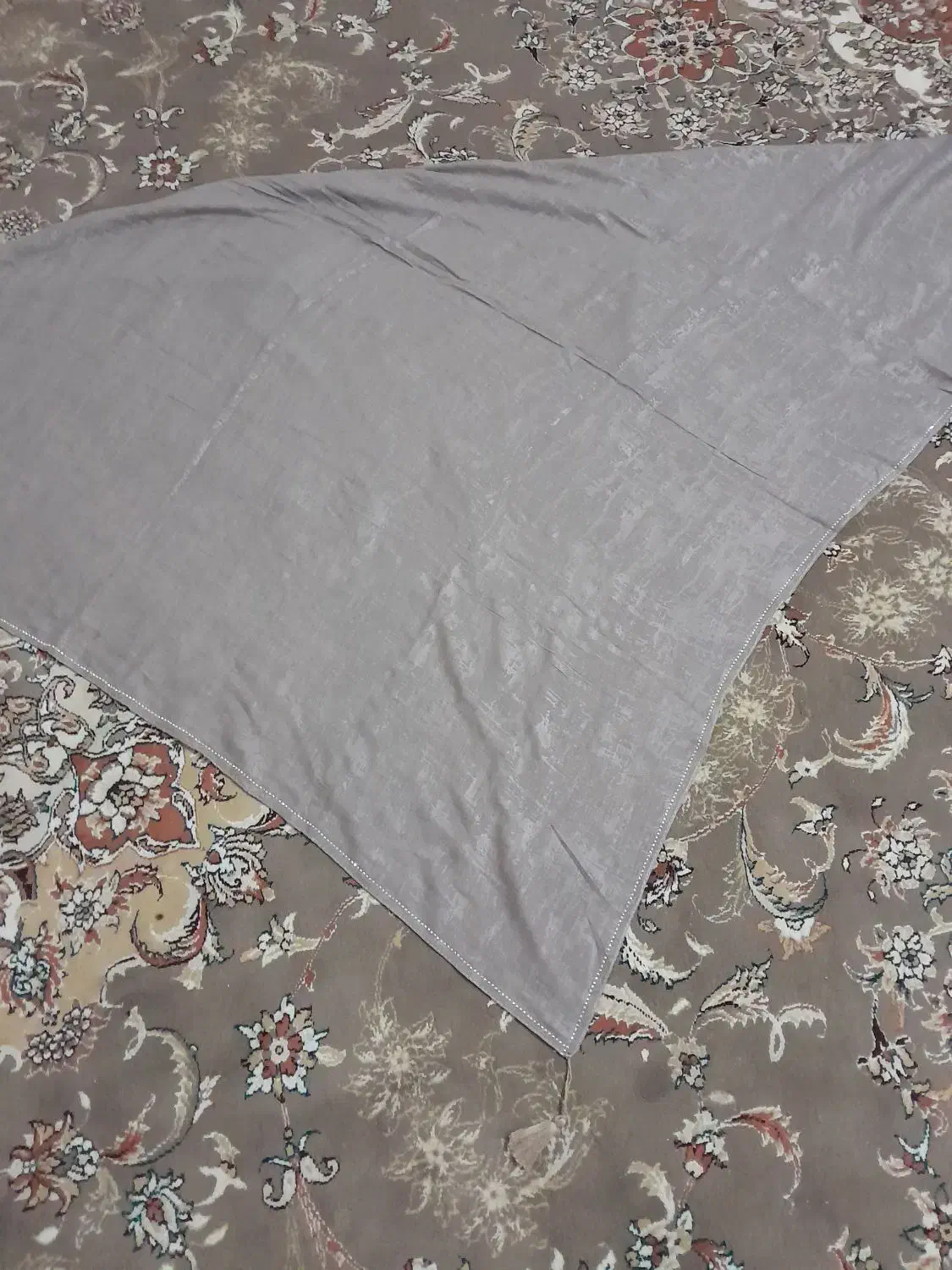 روسری بزرگ امتر و ربع طول و عرض جنس خوب ۴۵۰|لباس|ملارد, |دیوار