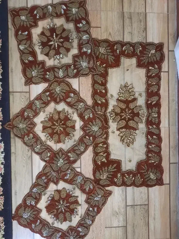 رومیزی ۴ تکه|پرده، رانر، رومیزی|قم, باغ کرباسی|دیوار