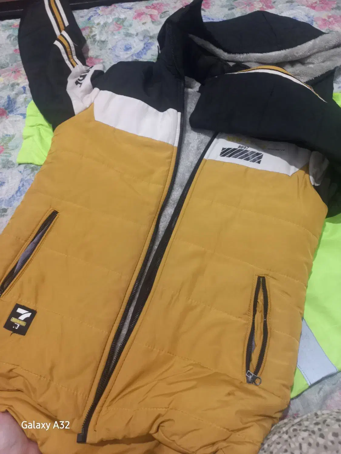 پوشاک پسرانه|لباس|سبزوار, ولیعصر (نجار آباد)|دیوار