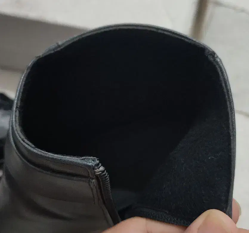 بوت نیم بوت|کیف، کفش، کمربند|گنبد کاووس, |دیوار