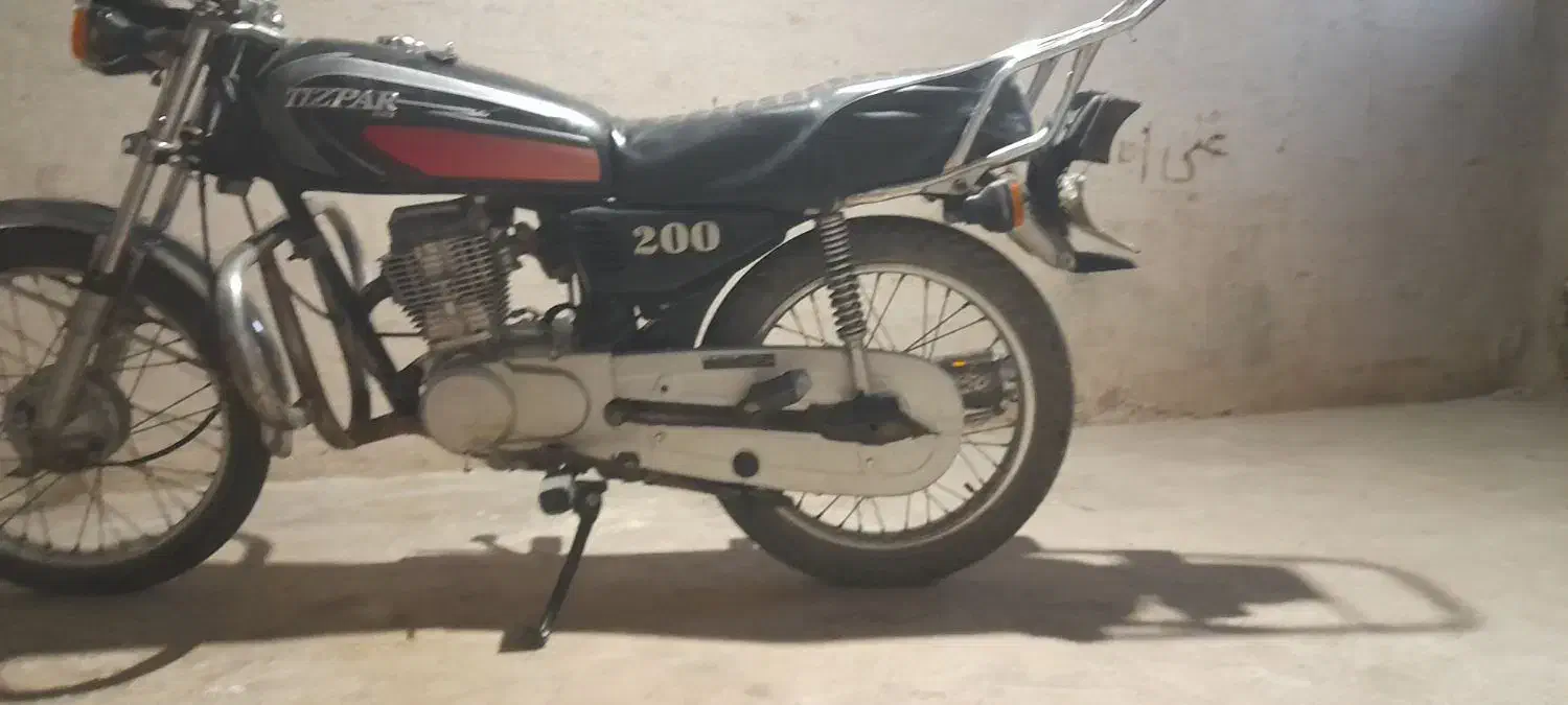 موتور ۱۲۵ مدل ۸۸ مدارک تکمیل بجز کارت سوخت|موتورسیکلت|قائن, |دیوار