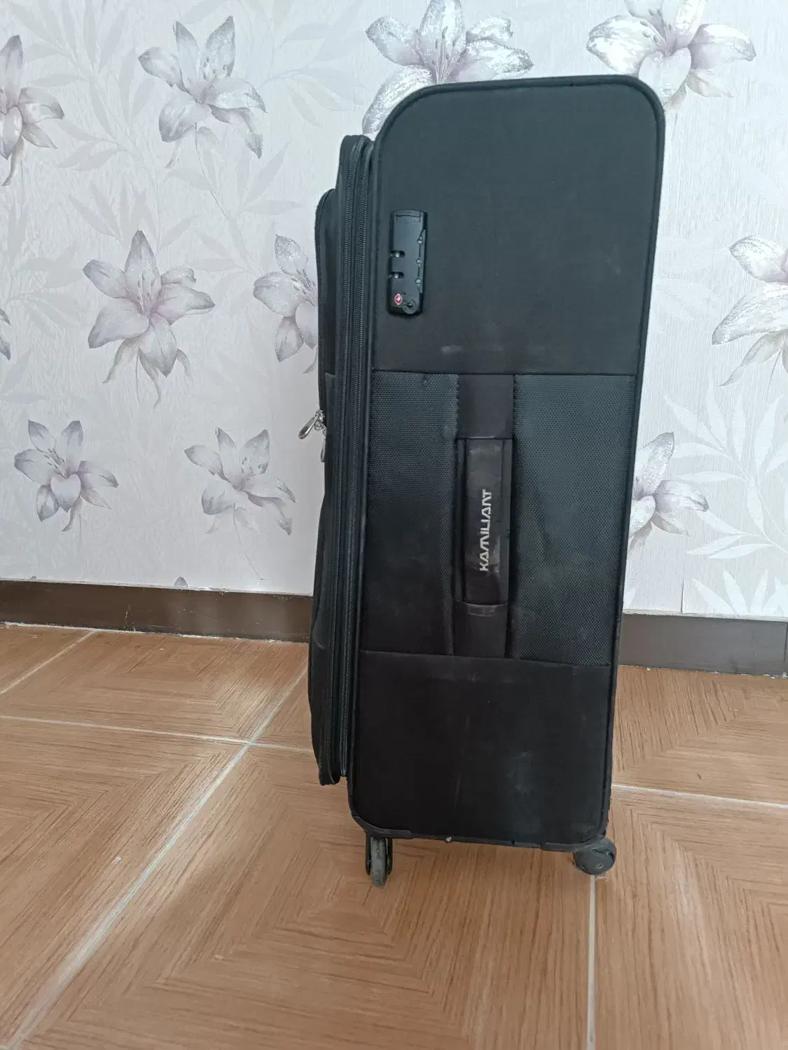 چمدان مسافرتی برند کامیلیانت..سایز بزرگ|کیف، کفش، کمربند|نورآباد, |دیوار