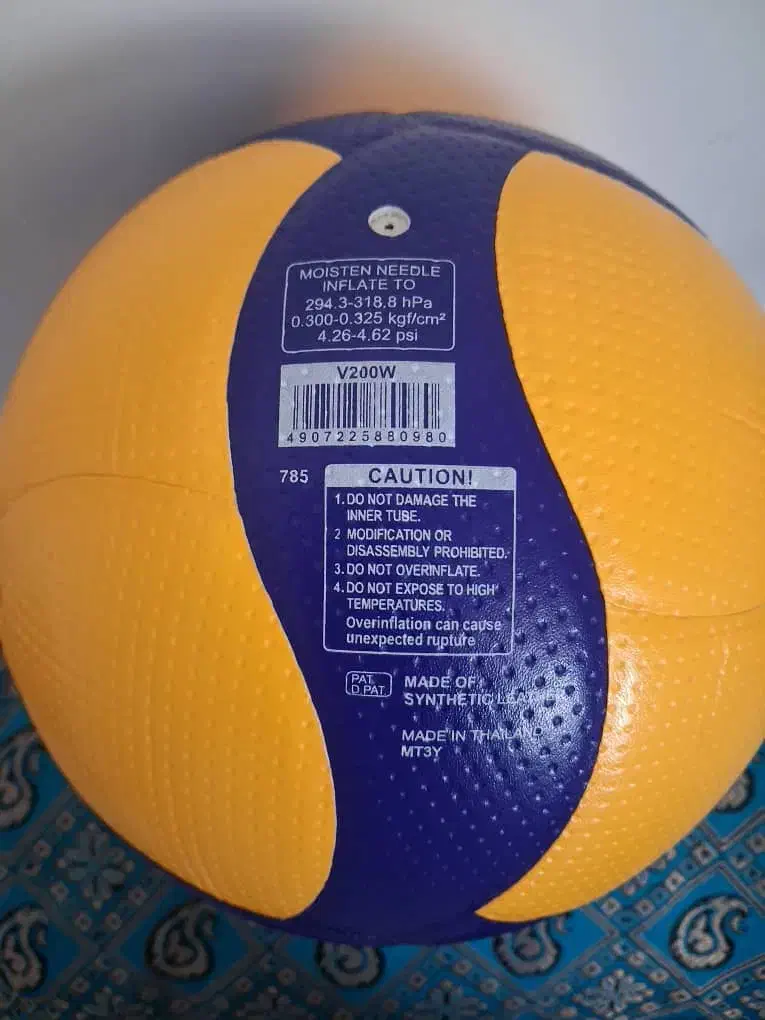 توپ والیبال میکاسا اصل تایلند v200|ورزش‌های توپی|شیراز, گلشن|دیوار