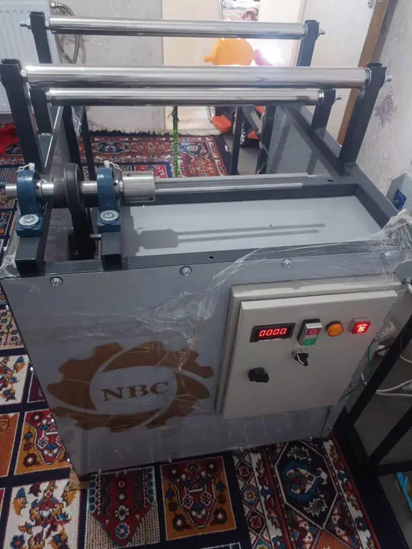 فروش دستگاه رول کن سفره یکبار مصرف|ماشین‌آلات صنعتی|زرندیه, |دیوار