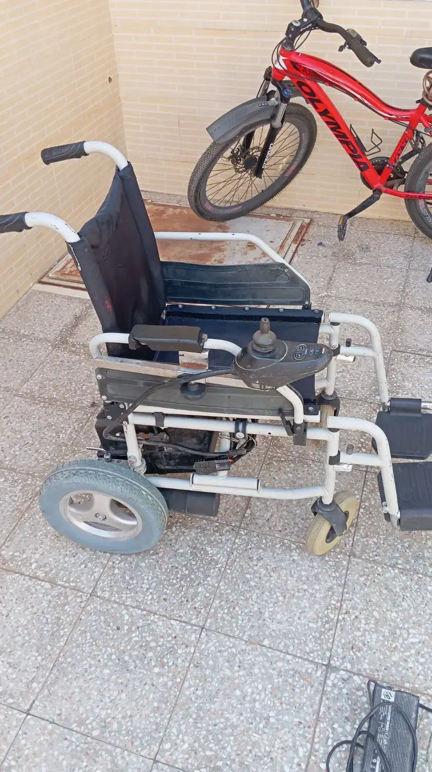 ویلچر برقی|پزشکی|یزد, |دیوار