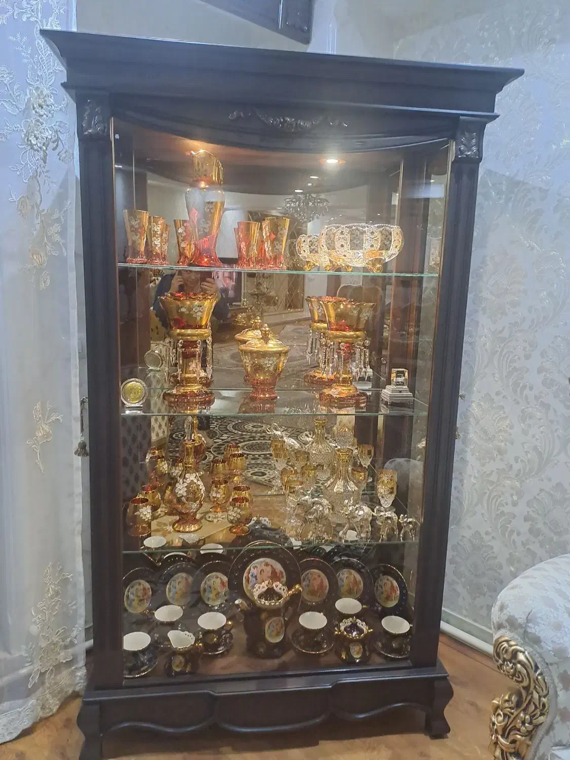 بوفه ی سالم چوبی برای هرکس لازمه بدون پول|بوفه، ویترین، کنسول|تبریز, |دیوار