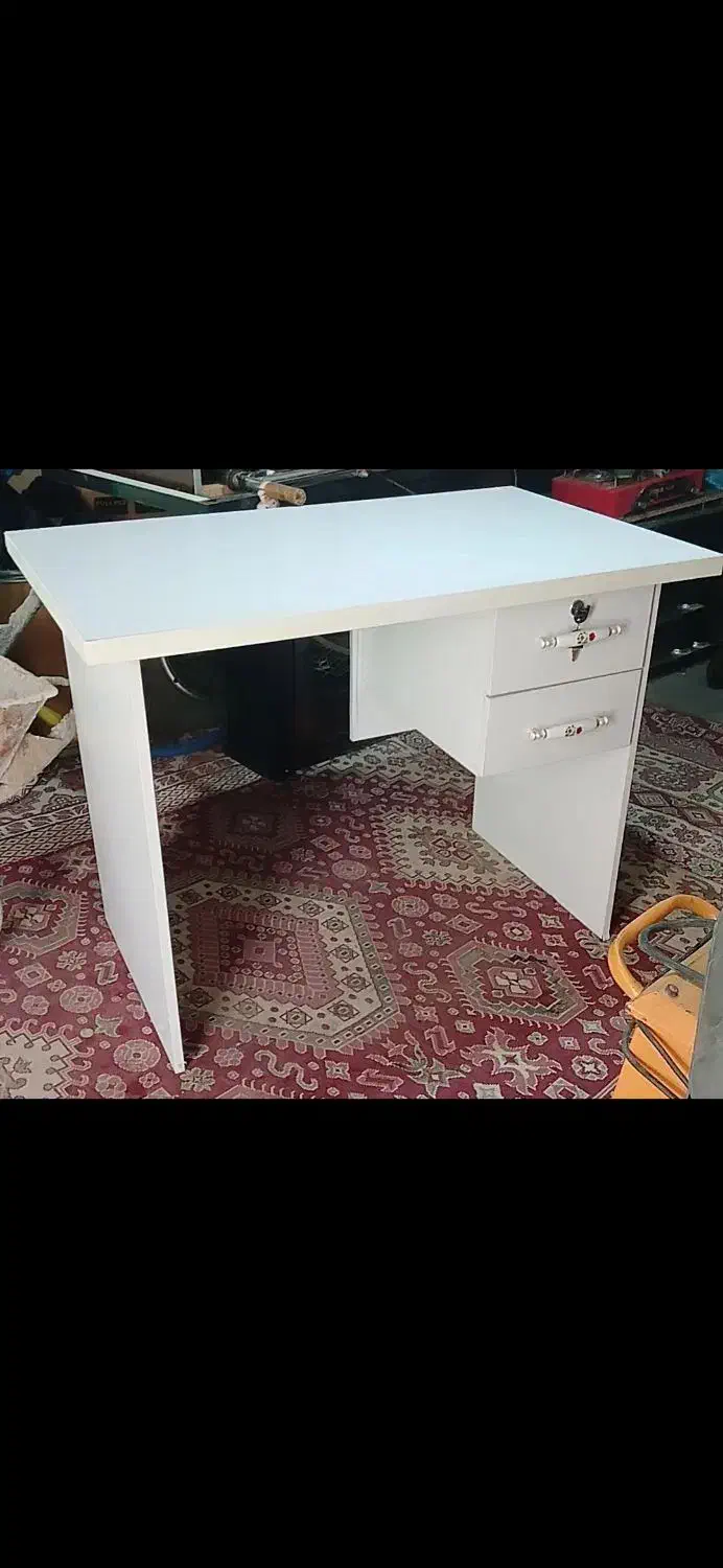 میز‌ اداری ، ارایشگاه ، تحریر|میز تحریر و کامپیوتر|هشتگرد, هشتگرد قدیم|دیوار