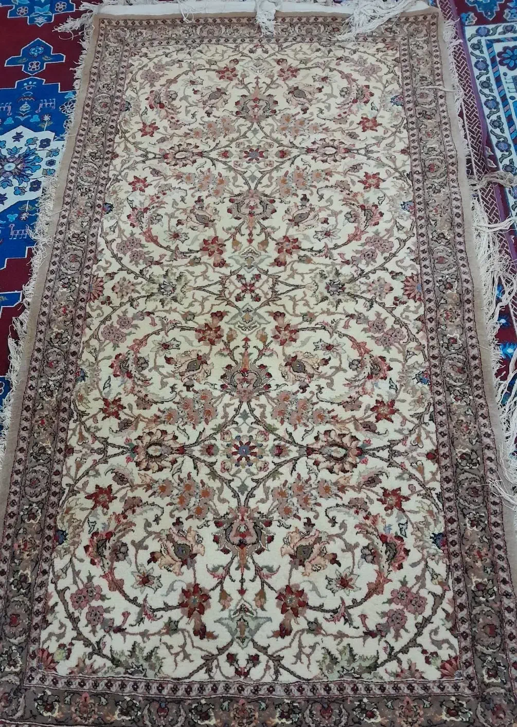 فرش دست بافت ابریشم با مرینوس|فرش|انگوران, |دیوار