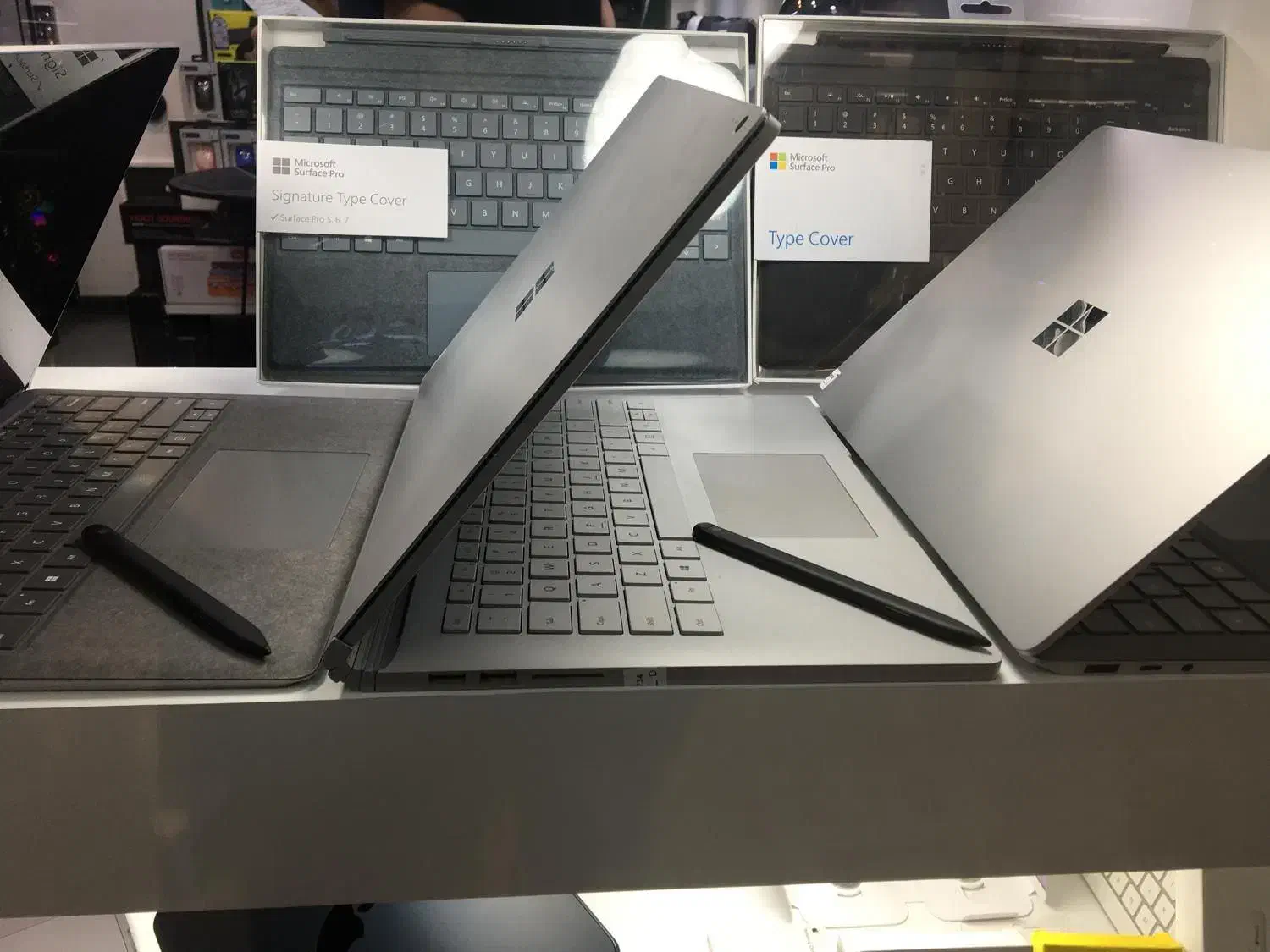 انجام خدمات تخصصی شبکه های کامپیوتری|خدمات رایانهای و موبایل|خرمآباد, |دیوار