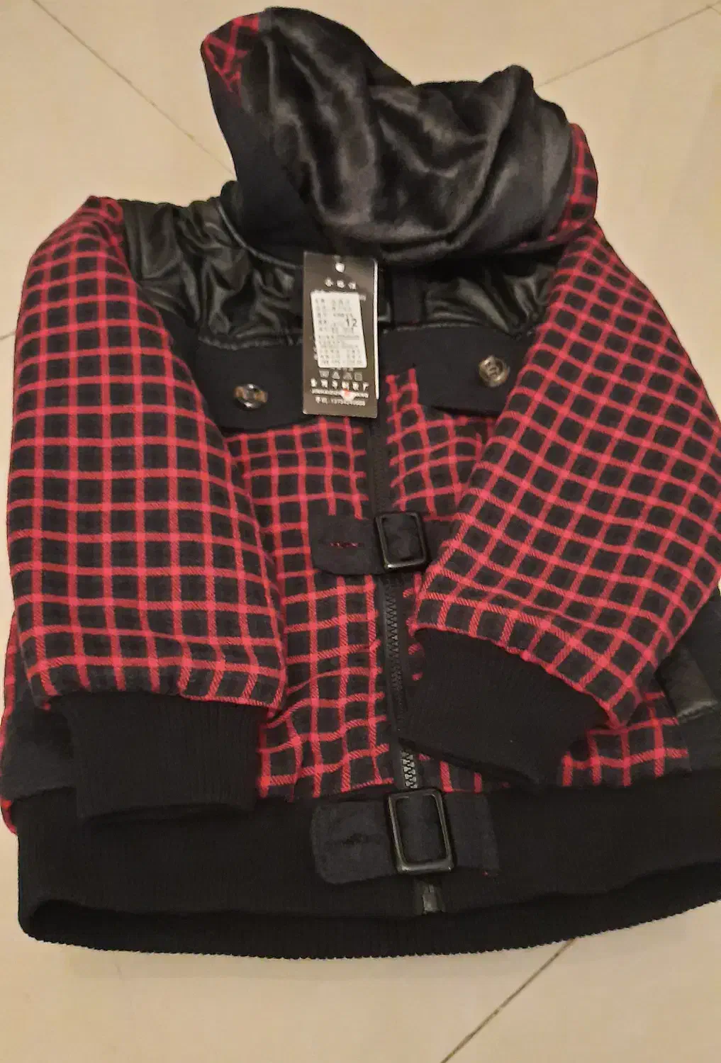 کاپیشن|کفش و لباس بچه|تهران, آجودانیه|دیوار