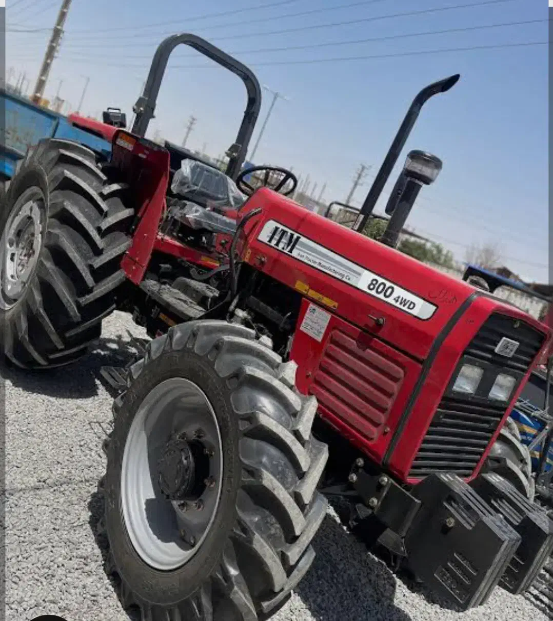 کار با تراکتور ۸۰۰|خدمات باغبانی و درختکاری|زنده رود, |دیوار