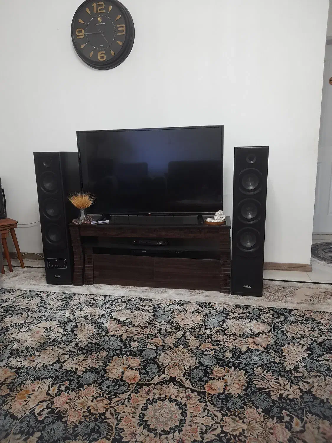 میز ال ای دی|میز تلویزیون|رشت, کوی مهر|دیوار