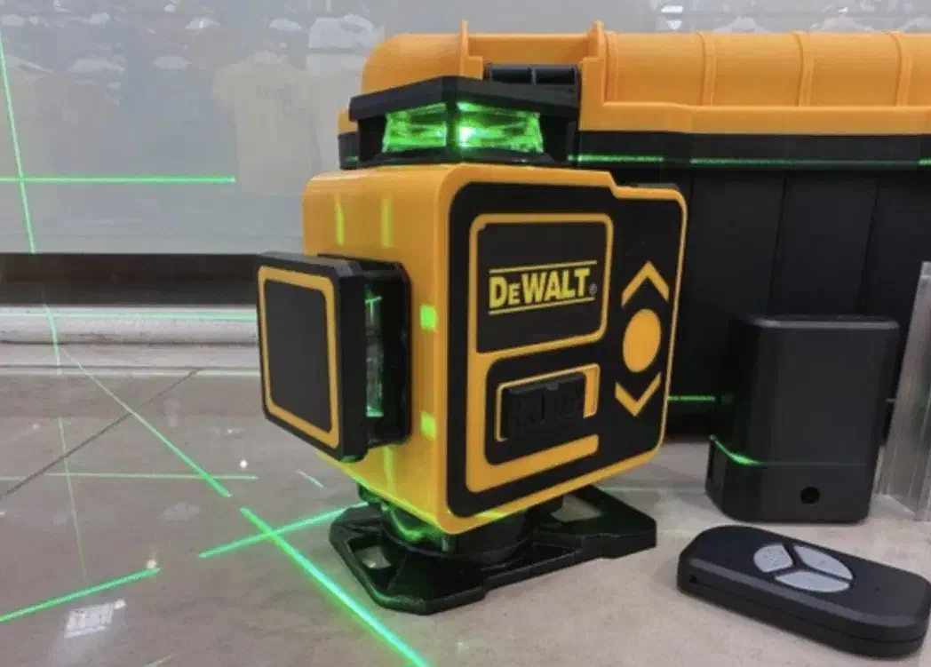 فقط با 4700 تراز لیزری دیوالت دقیق خودتو داشته باش|ابزارآلات|سبزوار, مدرس|دیوار