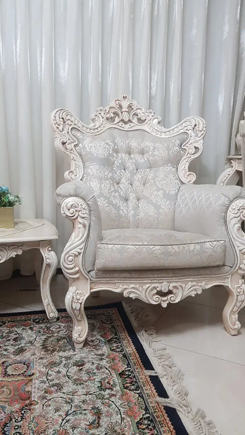 مبل سلطنتی در حد نو|مبلمان خانگی و میز عسلی|شیراز, شهرک ولیعصر|دیوار