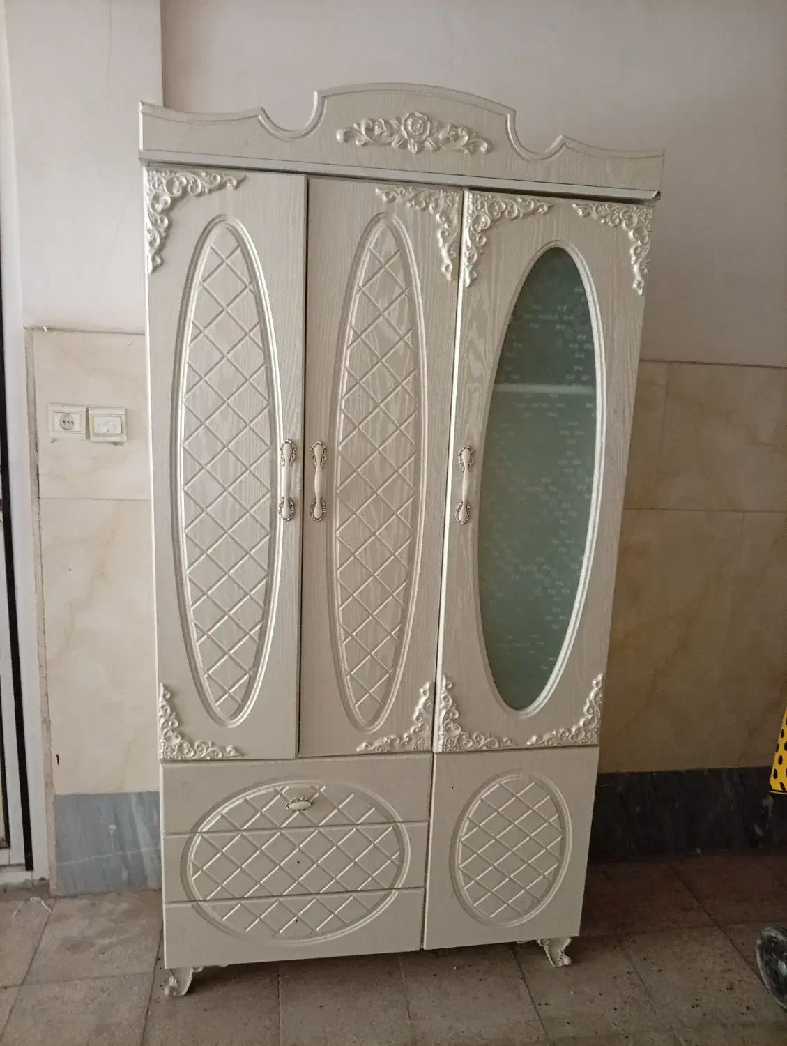 کمد و تخت کودک|تخت و صندلی بچه|قرچک, شهرک الحدید|دیوار