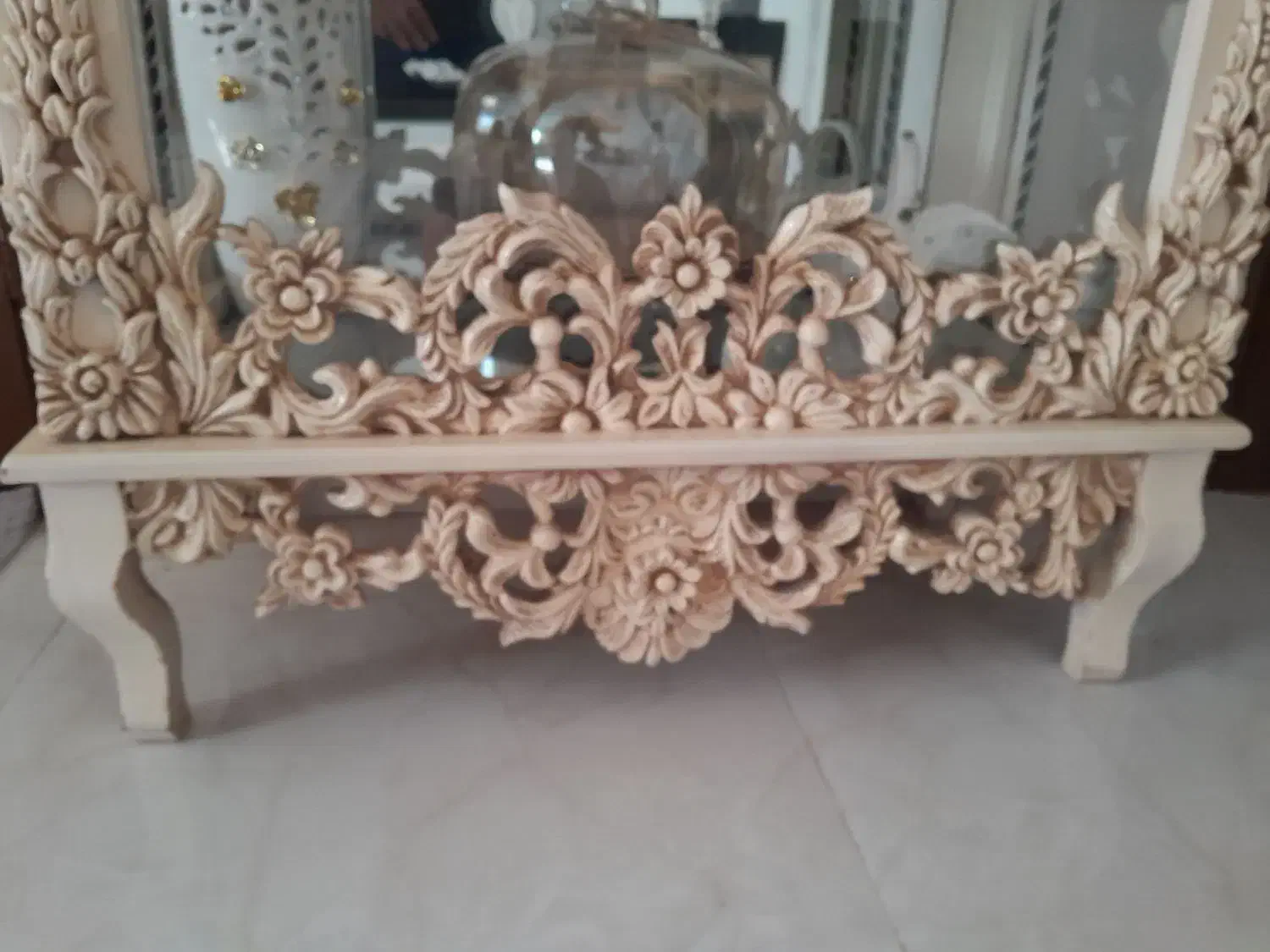 ویترین تمیز ابعاد ارتفاع ۲متر پهنا ۸۰|بوفه، ویترین، کنسول|رشت, سلیمانداراب|دیوار