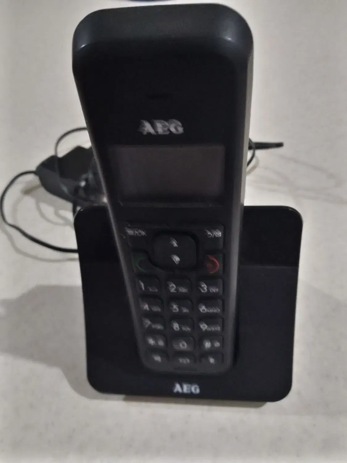 گوشی تلفن بیسیم|تلفن رومیزی|پرند, فاز ۶|دیوار