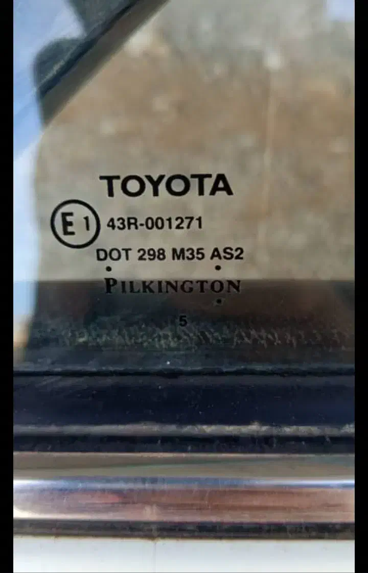 درب عقب تویوتا کمری|قطعات یدکی و لوازم جانبی|شیراز, مسلم|دیوار