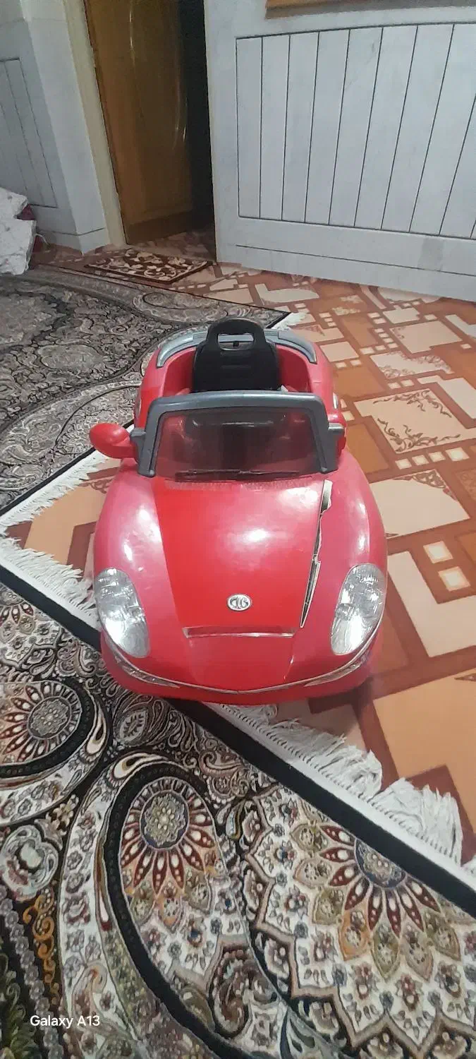 ماشین شارژی یک موتوره|اسباب‌بازی بچه|خمینی‌شهر, |دیوار