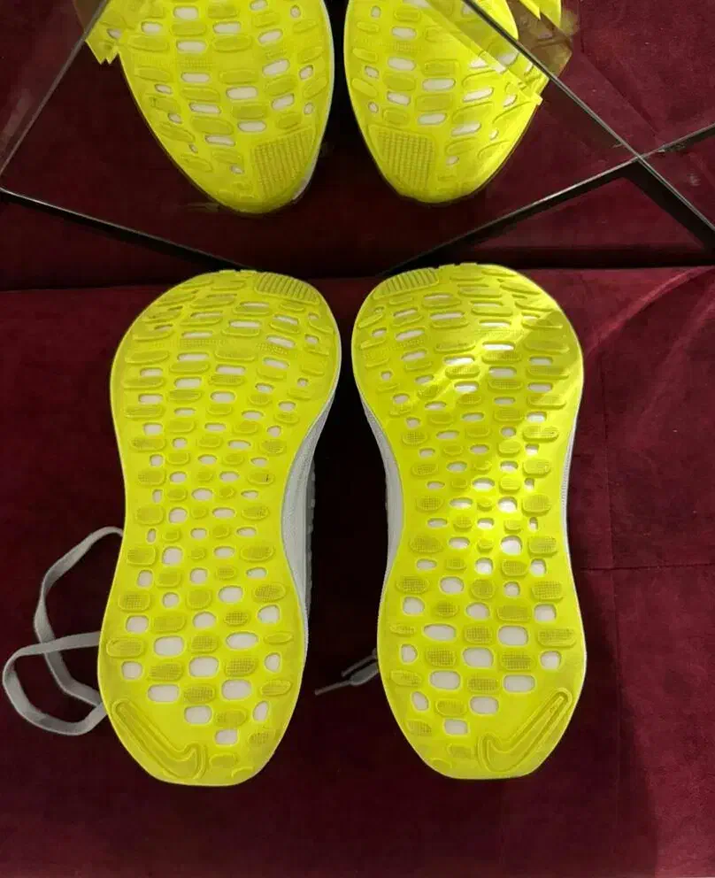 کتونی مناسب پیاده روی و روزمره سایز ۳۸|کیف، کفش، کمربند|رشت, منظریه|دیوار