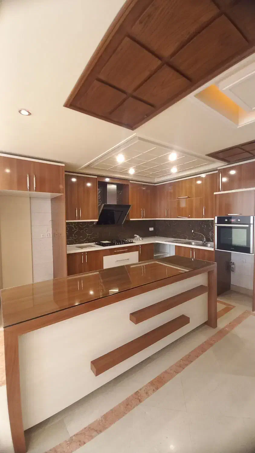 ۱۵۰ متری * فرمانیه شرقی * نورشمال و جنوب