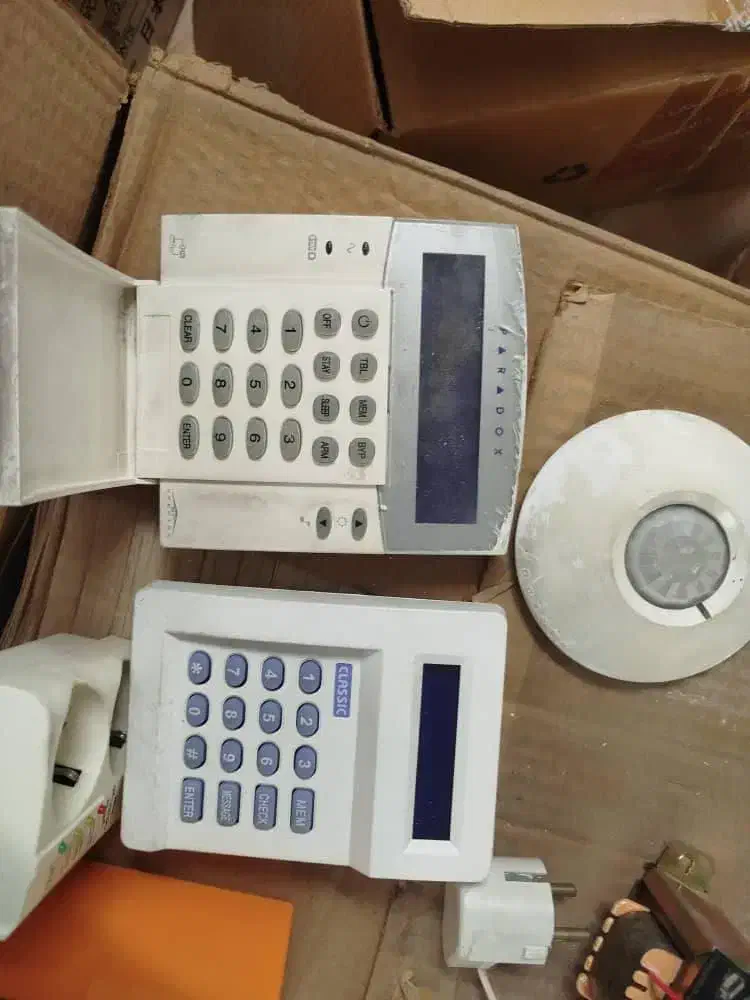 دستگاه دزدگیر پارادوکس sp6000 +کی پد LCD k32|دوربین مداربسته|تهران, تهرانپارس غربی|دیوار