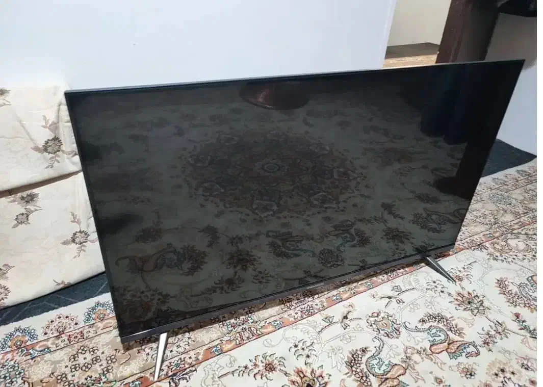 تلویزیون ۴۳ دوو هوشمند|تلویزیون و پروژکتور|شیراز, فخرآباد (دروازه کازرون)|دیوار