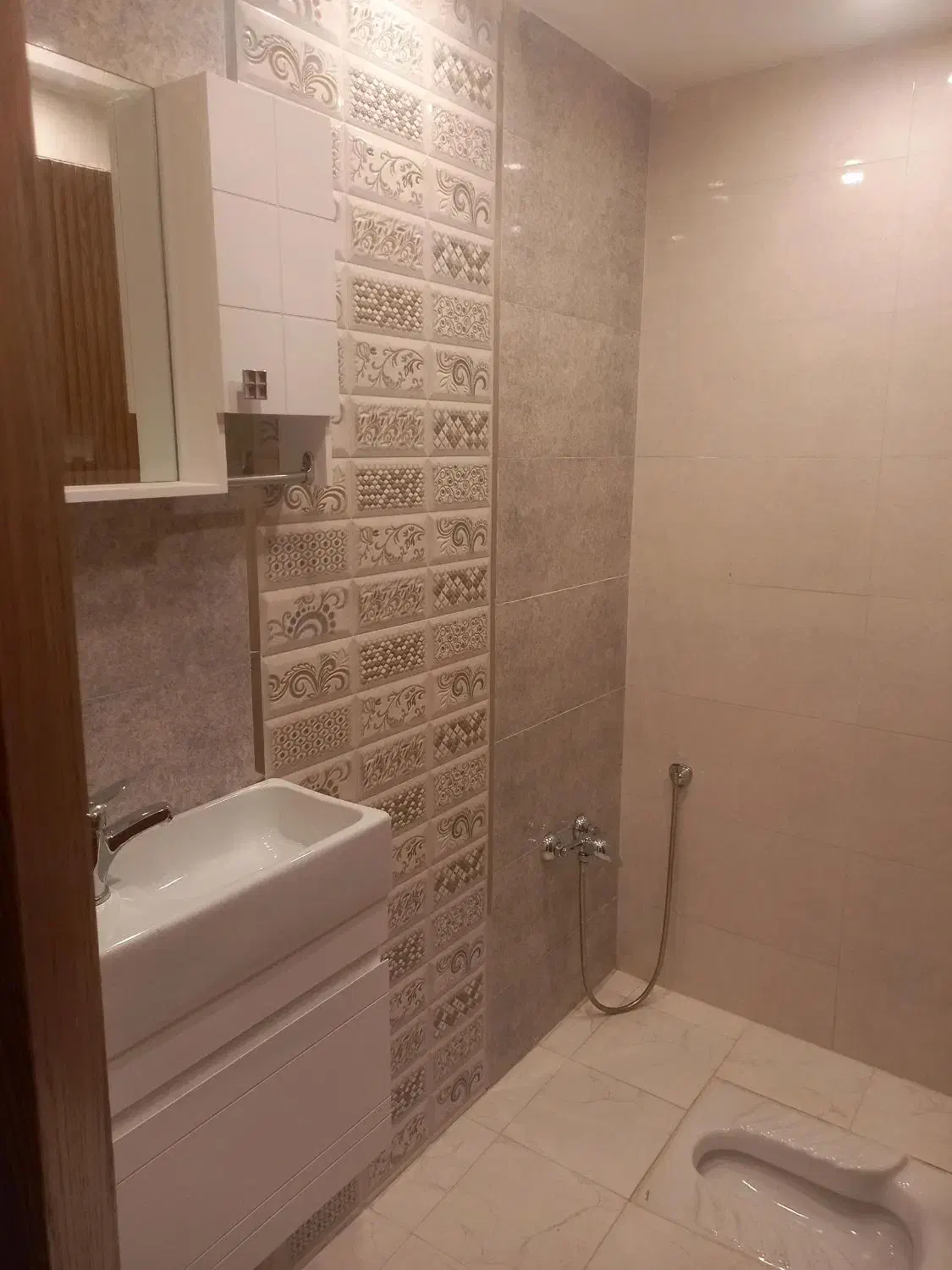 آپارتمان ۱۱۵ متر/۲ خوابه/خ امام خمینی|فروش آپارتمان|اصفهان, دستگرده|دیوار