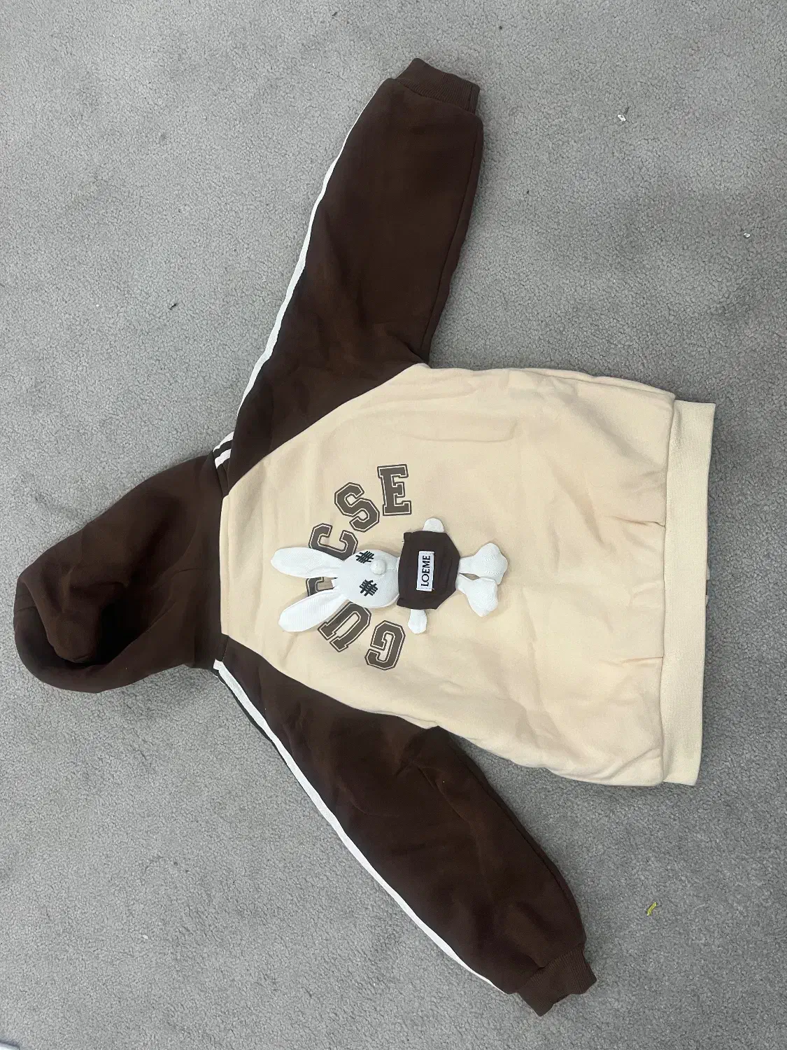 سویشرت بچهگانه کاملا نو|کفش و لباس بچه|یاسوج, |دیوار