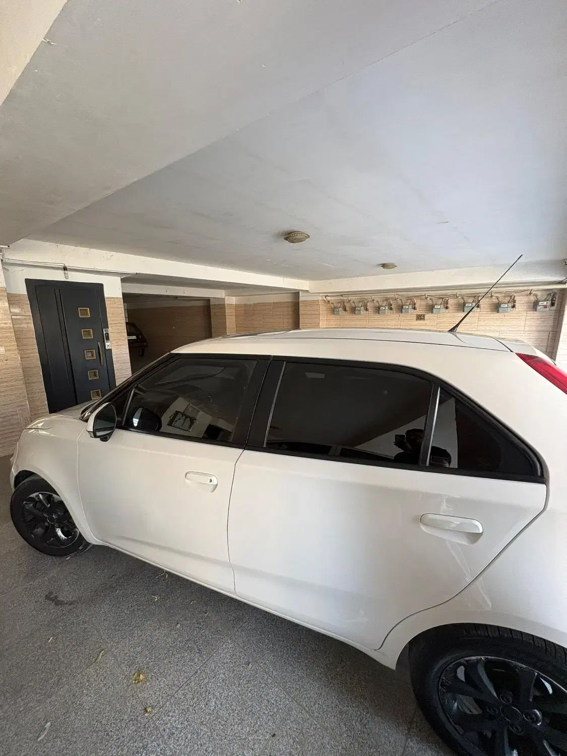 mg3 سفید بی رنگ اتومات ۲۰۱۵|خودرو سواری و وانت|تهران, سنائی|دیوار