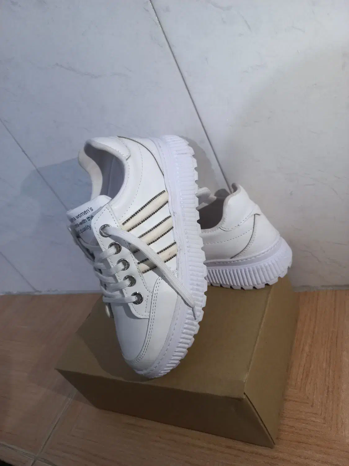 کفش سایز ۴۰ زیبا هدیه آوردم اندازه نیست|کیف، کفش، کمربند|سنقر, |دیوار