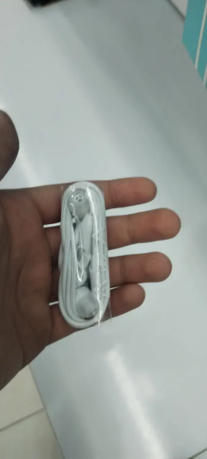 آیفون 16پرو مگس حفظه 16 رم2|موبایل|شاهینشهر, حاجی آباد|دیوار