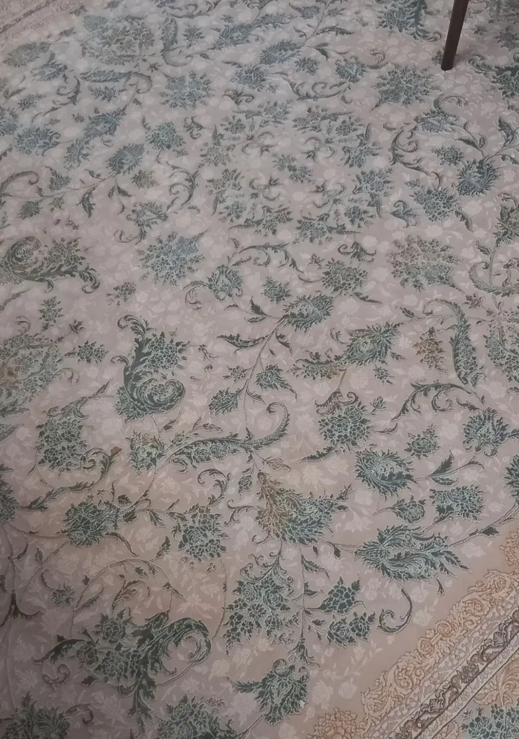 دوعدد ۹متری و۶متری گل برجسته ۱۲۰۰ ۳۶۰۰تراکم|فرش|بروجرد, |دیوار