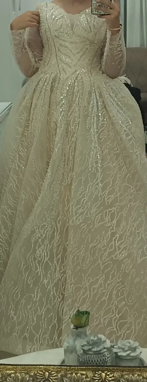 لباس مجلسی|لباس|خاوران, |دیوار