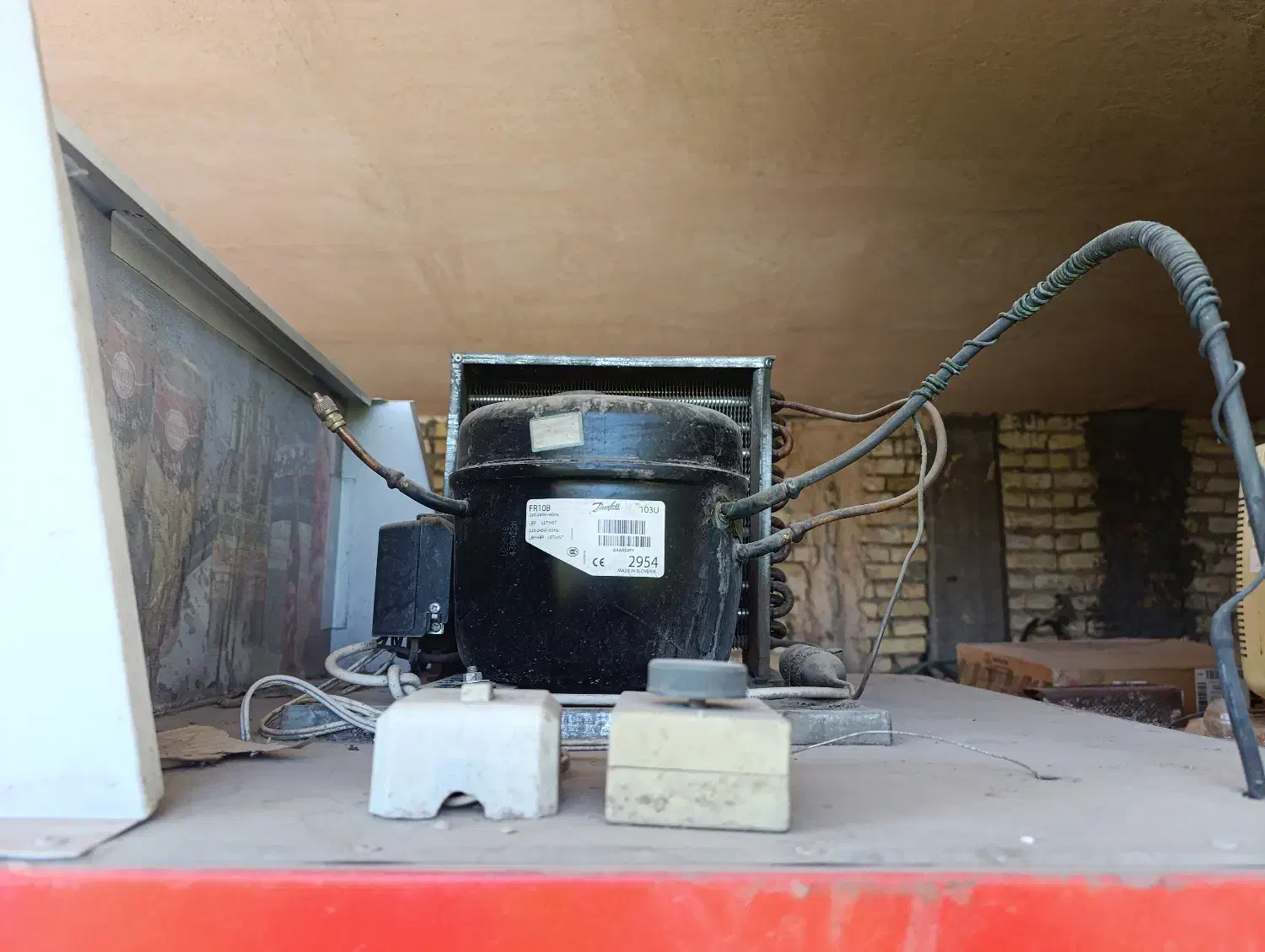 یخچال مغازه تمیز و سالم|یخچال و فریزر|اصفهان, سرشبادران|دیوار