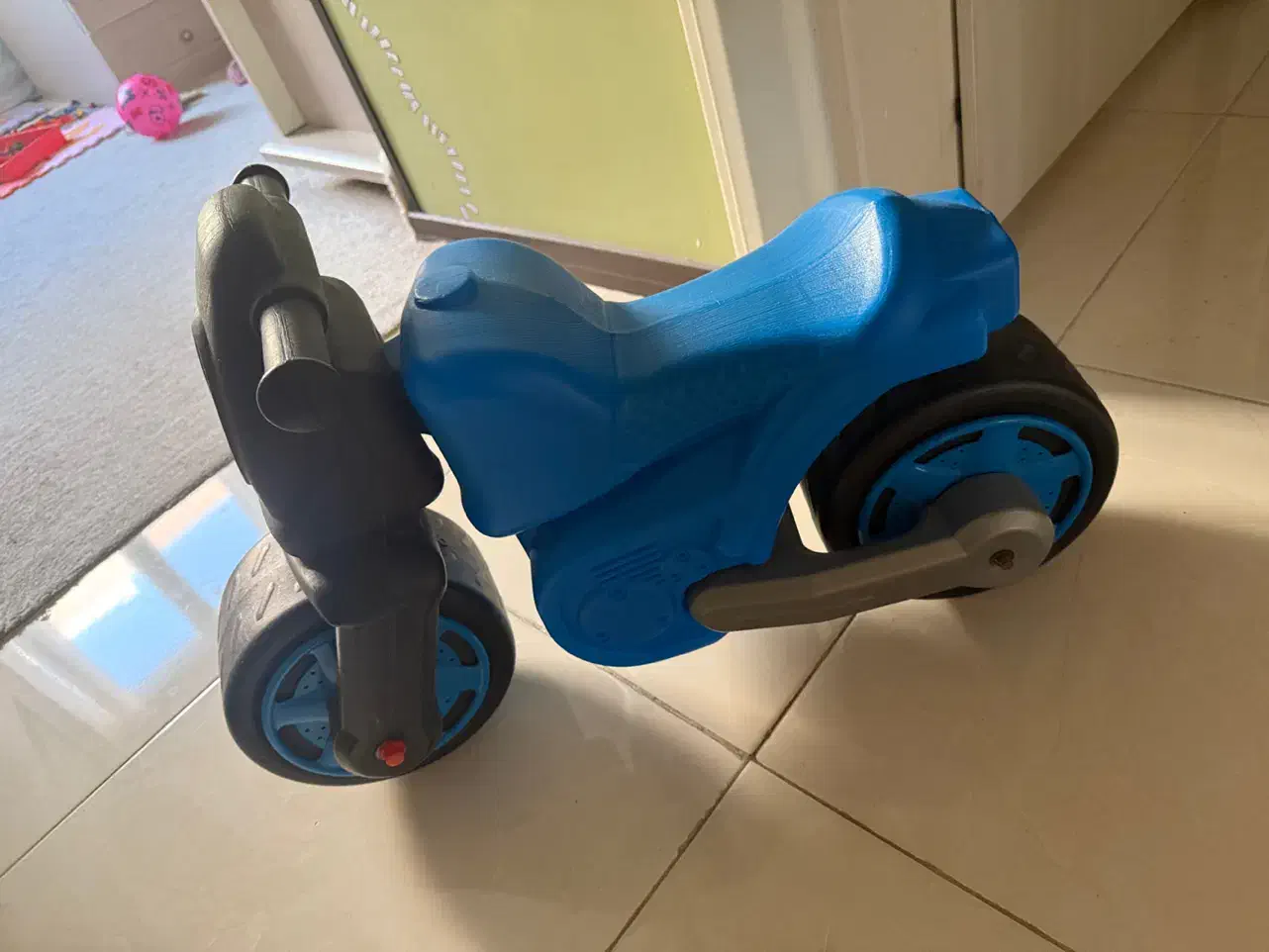 سه چرخه ، موتور تعادلی ، تاب|اسباببازی|تهران, تهرانسر شرقی|دیوار