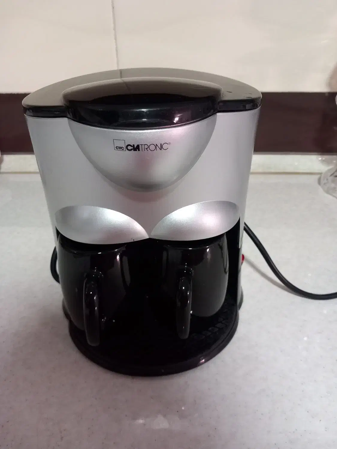 قهوه جوش کوچیک مشکی نقره ای|سماور، چایساز، قهوهساز|مشهد, نیروی هوایی|دیوار