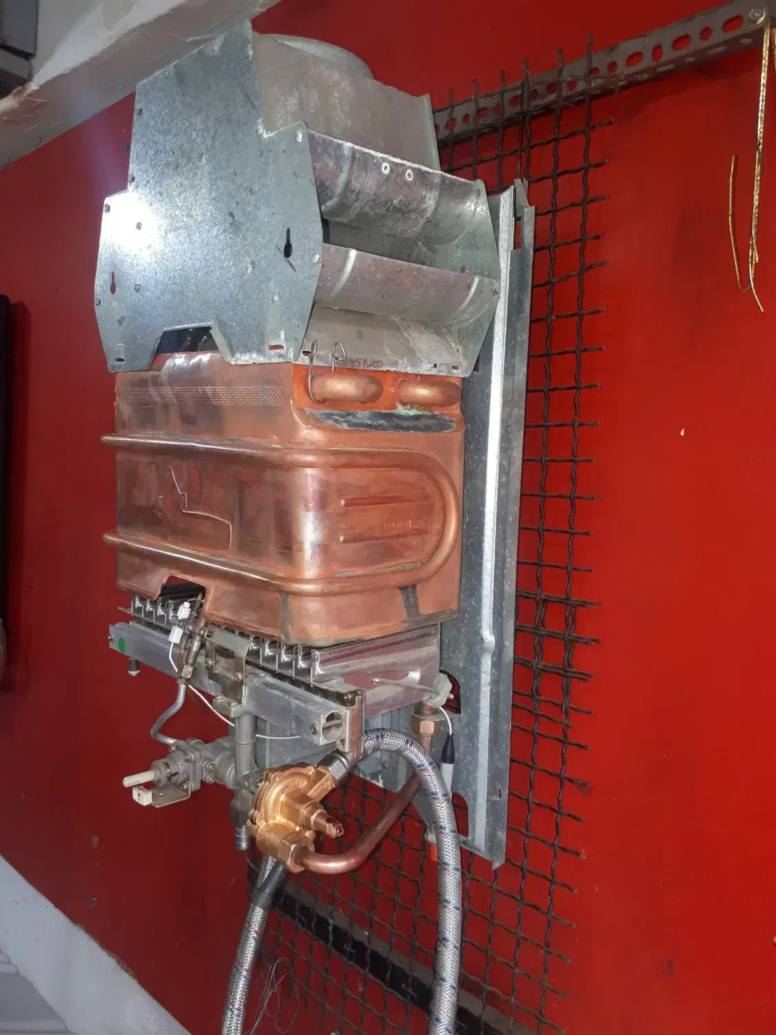 ابگرمکن دیواریبا|آبگرمکن، پکیج، شوفاژ|صومعهسرا, |دیوار