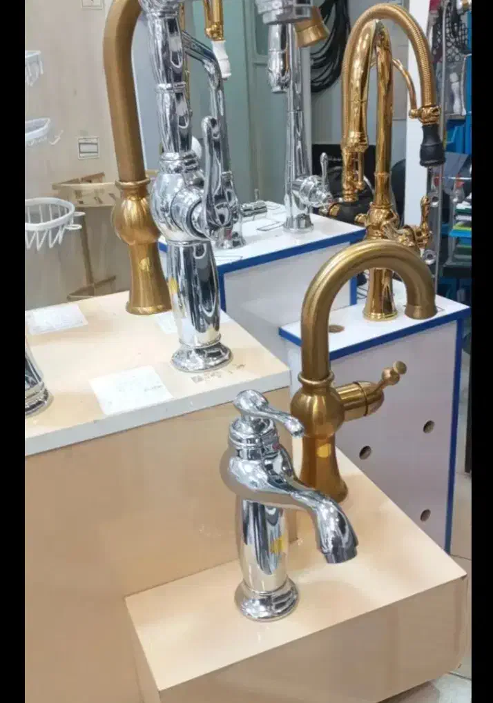 واگذاری اجناس لوازم بهداشتی ساختمانی با ۴۵ off نقد|مصالح و تجهیزات ساختمان|مشهد, چهارچشمه|دیوار