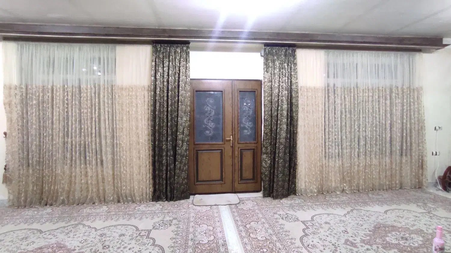 ۲۳ متر پرده تور خارجی و ۱۸ متر والان در حد نو|پرده، رانر، رومیزی|تربت‌حیدریه, آغوی|دیوار