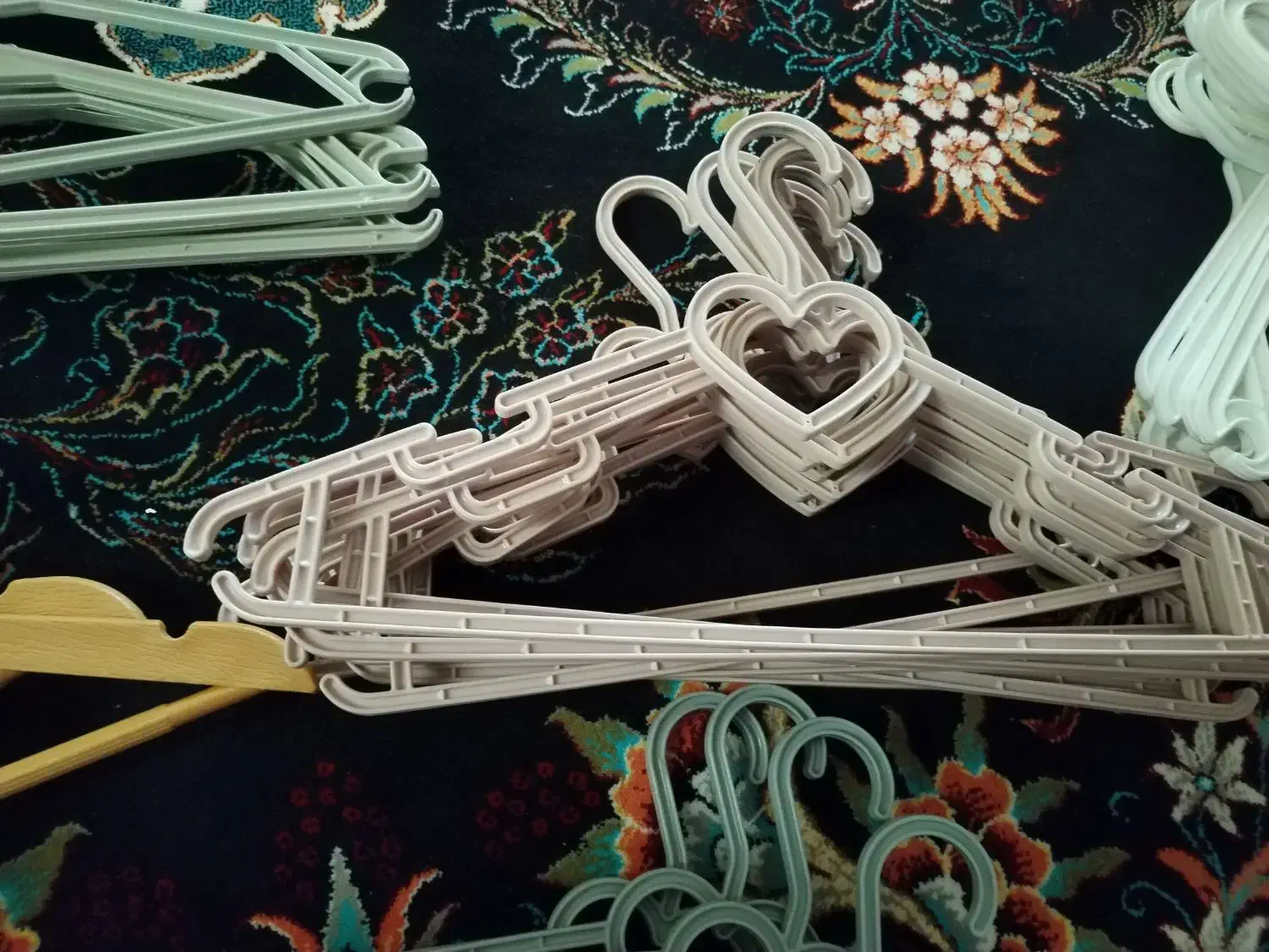 چوب لباسی|فروشگاه و مغازه|نی‌ریز, |دیوار